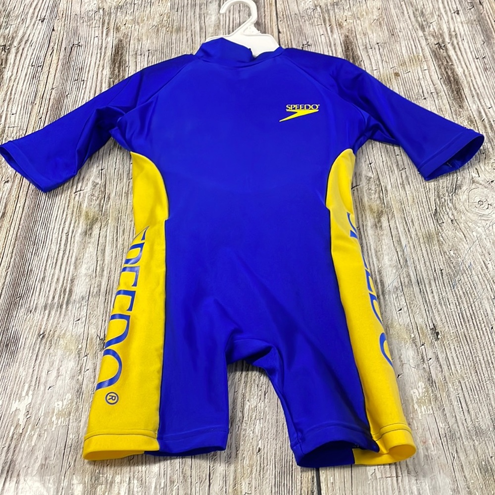 Speedo Kids' UPF 50+ Begin to Swim Thermal
Swimsuit Wetsuit Unisex blue yellow